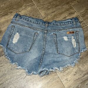 Fabulous distressed look hot pants